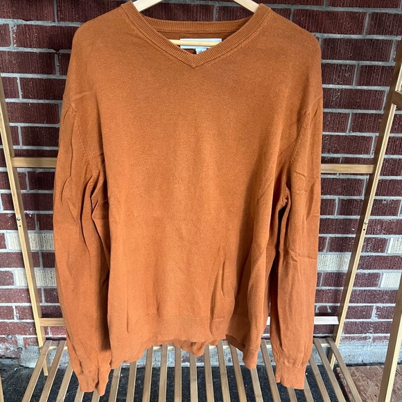 Orange V-neck sweater - Picture 1 of 7